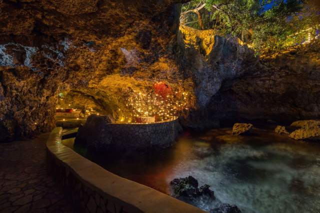 The Caves - Negril