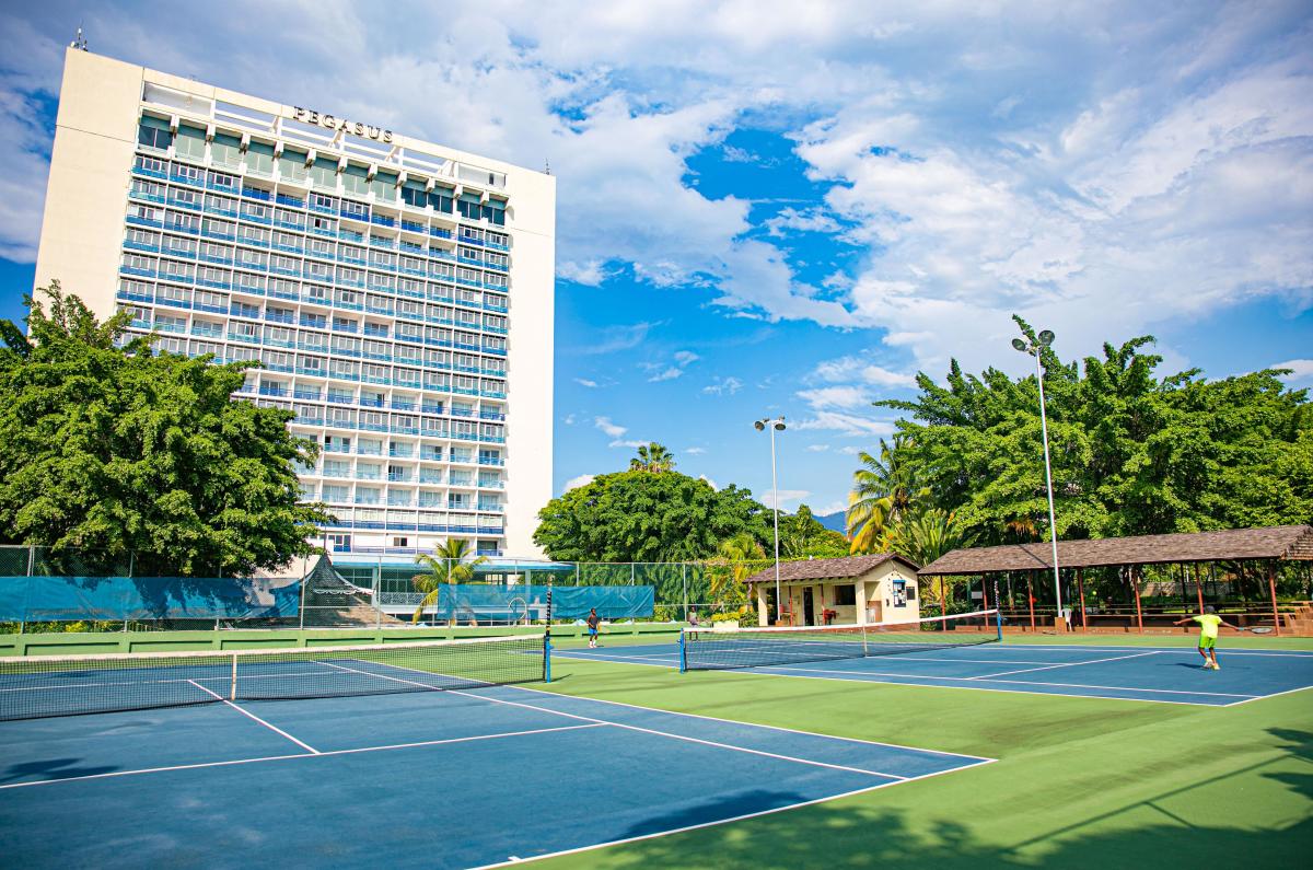 Jamaica Pegasus - Tennis Courts