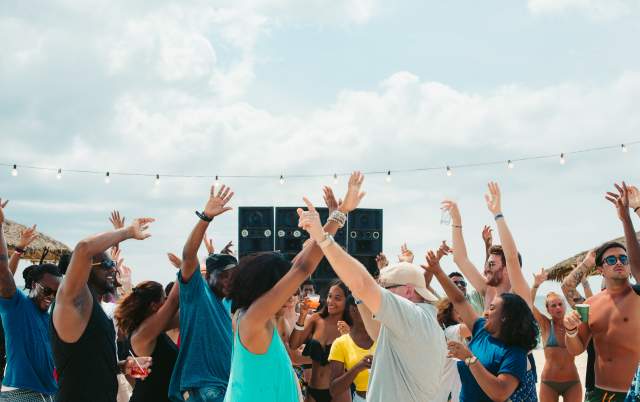 Beach Party Scene/Rebel Salute